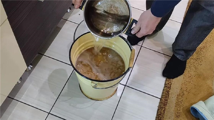 Додавання гарячої води