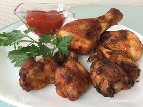 Різкі курячі крильця і ​​нижні ноги
