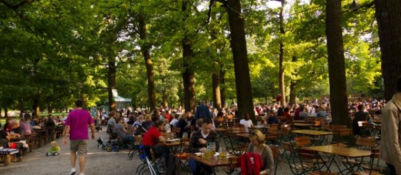 кращі пивоварні в Мюнхені hirschgarten де пити пиво
